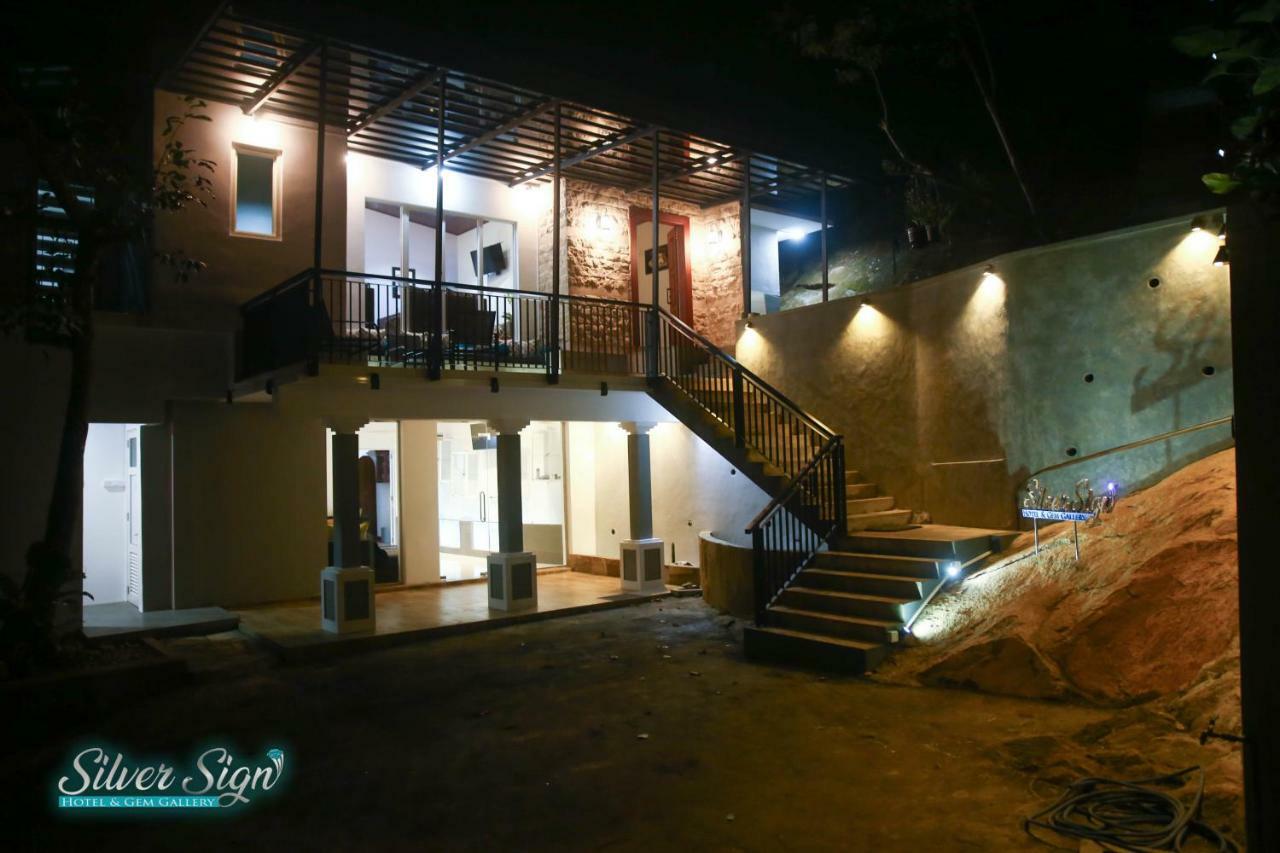 Silver Sign Hotel Katugastota Luaran gambar